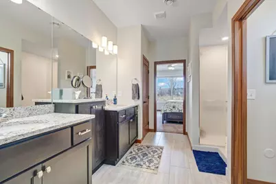 4725 Fable Road N, Hugo, MN 55038 - Photo 39