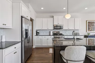 300 Lindsay Road, Hudson, WI 54016 - Photo 21