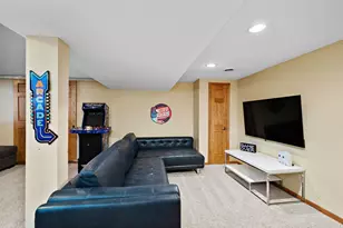 8839 N Shr Trl N, Forest Lake, MN 55025 - Photo 33