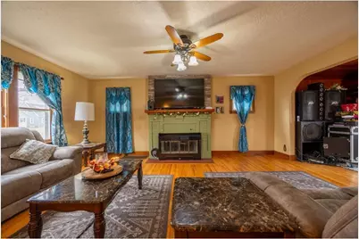 902 4th Avenue SW, Austin, MN 55912 - Photo 5