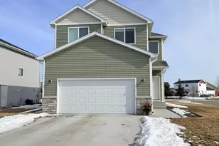 4566 13th St S, Moorhead, MN 56560 - Photo 1