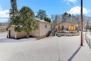 103 Greenwood St, Mahtomedi, MN 55115 - Photo 39