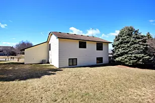 17398 Fontana Path, Farmington, MN 55024 - Photo 5