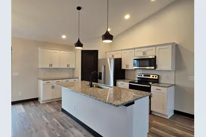 2 Marie Circle, Elysian, MN 56028 - Photo 5