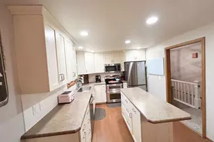 1166 Maplewood Dr, Worthington, MN 56187 - Photo 13