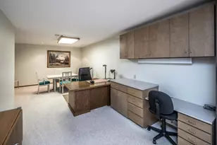 7709 Pondwood Dr, Edina, MN 55439 - Photo 19