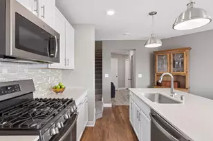 8067 Abercrombie Ln, Woodbury, MN 55129 - Photo 19