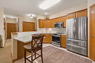 5985 Rowland Rd, Minnetonka, MN 55343 - Photo 11