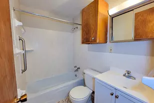 2637 S Pleasant Ave S, Minneapolis, MN 55408 - Photo 13