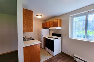 2637 S Pleasant Ave S, Minneapolis, MN 55408 - Photo 5