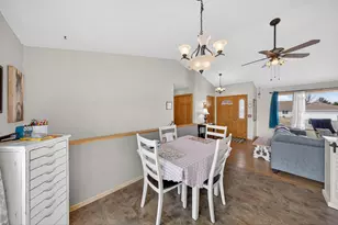 605 Willers Ct, Lake City, MN 55041 - Photo 7