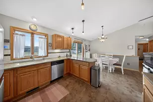 605 Willers Ct, Lake City, MN 55041 - Photo 9