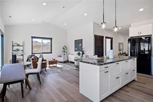 3355 Iris Dr, Eau Claire, WI 54703 - Photo 15