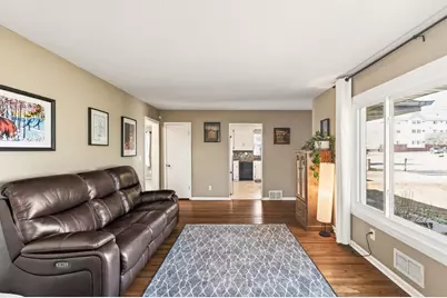 126 Hayden Lake Road E, Champlin, MN 55316 - Photo 9