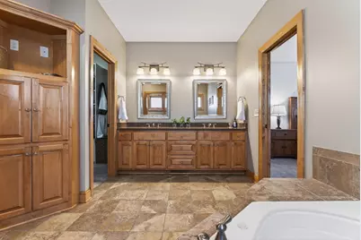 9951 Vagabond Court N, Maple Grove, MN 55311 - Photo 45