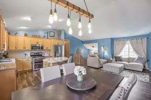 4062 Sunset Terrace N, Brooklyn Park, MN 55443 - Photo 5