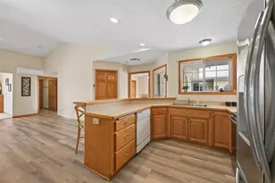 5669 Lambert Ave NE, Albertville, MN 55301 - Photo 7