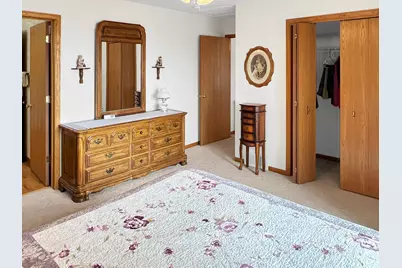 818 E 2nd Street N, Truman, MN 56088 - Photo 9