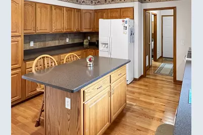 818 E 2nd Street N, Truman, MN 56088 - Photo 15