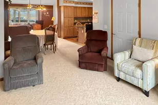 818 E 2nd St N, Truman, MN 56088 - Photo 5