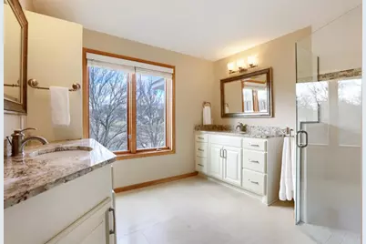 9934 Old Wagon Trail, Eden Prairie, MN 55347 - Photo 21