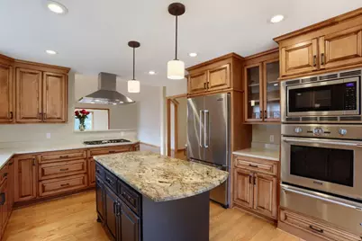 9934 Old Wagon Trail, Eden Prairie, MN 55347 - Photo 5