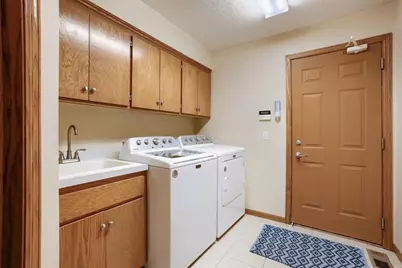 9934 Old Wagon Trail, Eden Prairie, MN 55347 - Photo 29