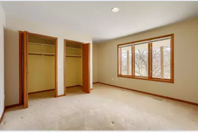 9934 Old Wagon Trail, Eden Prairie, MN 55347 - Photo 39