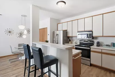 8449 Cortland Road, Eden Prairie, MN 55344 - Photo 17