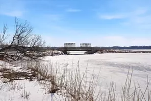 8449 Cortland Rd, Eden Prairie, MN 55344 - Photo 33