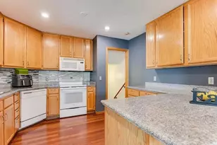 14289 Estates Ave, Apple Valley, MN 55124 - Photo 3