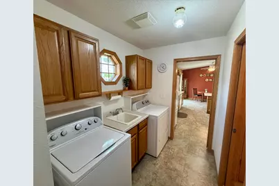 510 Ash Avenue, Bird Island, MN 55310 - Photo 3