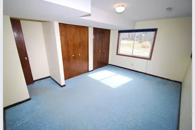 1901 Yorkshire Avenue S, Hopkins, MN 55305 - Photo 29