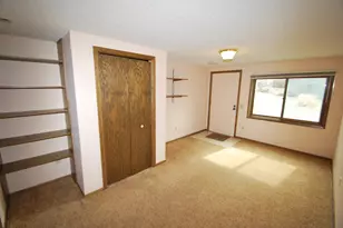 1901 Yorkshire Ave S, Hopkins, MN 55305 - Photo 27