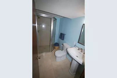 1901 Yorkshire Avenue S, Hopkins, MN 55305 - Photo 31