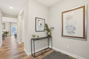 1724 Oak creek pass, Chaska, MN 55318 - Photo 9