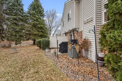 1203 Bay Cove #52, White Bear Lake, MN 55110 - Photo 5