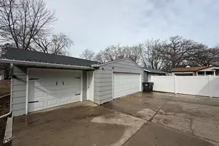 616 Lynn Rd SW, Hutchinson, MN 55350 - Photo 29