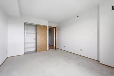 78 10th Street E #1702, Saint Paul, MN 55101 - Photo 13