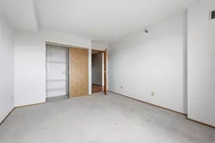 78 10th St E, Saint Paul, MN 55101 - Photo 13