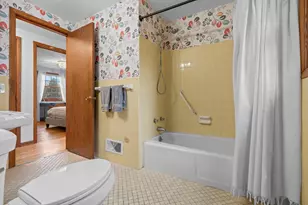 2734 Riviera Dr N, White Bear Lake, MN 55110 - Photo 33