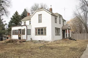 540 Mowbray St, Stewart, MN 55385 - Photo 3