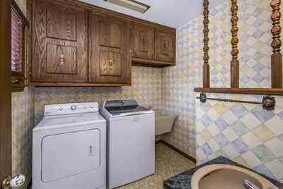 1517 Albert Street N, Saint Paul, MN 55108 - Photo 21