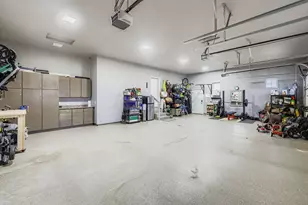 5676 Garden Dr, Woodbury, MN 55129 - Photo 31