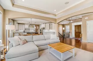 5676 Garden Dr, Woodbury, MN 55129 - Photo 9