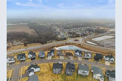 10125 Shadyview Lane N, Maple Grove, MN 55311 - Photo 3