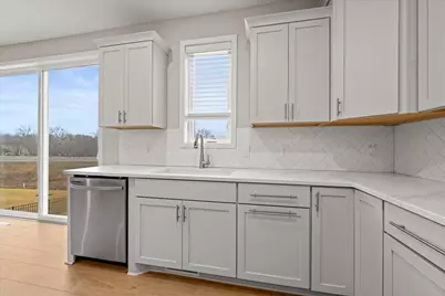 10125 Shadyview Lane N, Maple Grove, MN 55311 - Photo 19