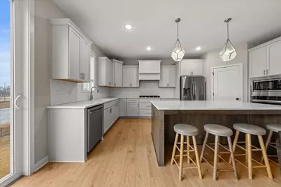 10125 Shadyview Lane N, Maple Grove, MN 55311 - Photo 17