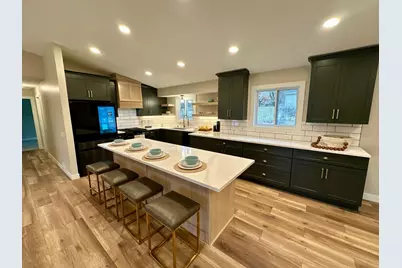 4021 Pebblebrook Drive, Bloomington, MN 55437 - Photo 3