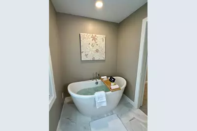 4021 Pebblebrook Drive, Bloomington, MN 55437 - Photo 21